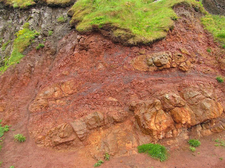 Laterite Soil in India, Laterite Rock Meaning, Is Found In_40.1