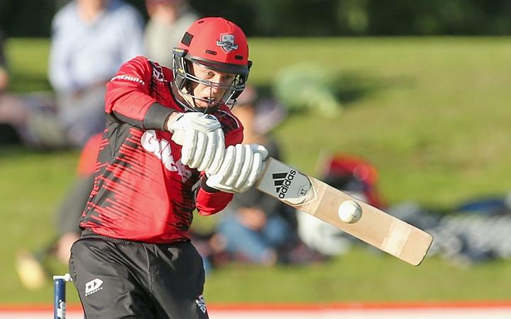 Leo Carter becomes 7th cricketer to hit six 6s in an over_30.1