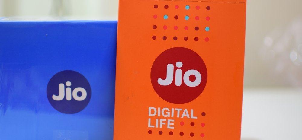 Reliance Jio becomes 1st Telecom to launch UPI Payments Feature_30.1