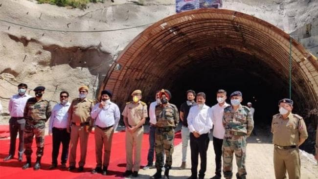 Nitin Gadkari inaugurates tunnel under Chardham Pariyojana in Chamba_30.1