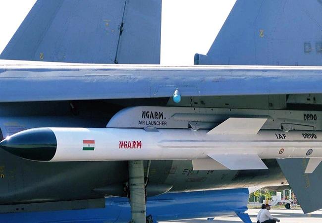 DRDO successfully test-fires anti-radiation missile "Rudram"_30.1