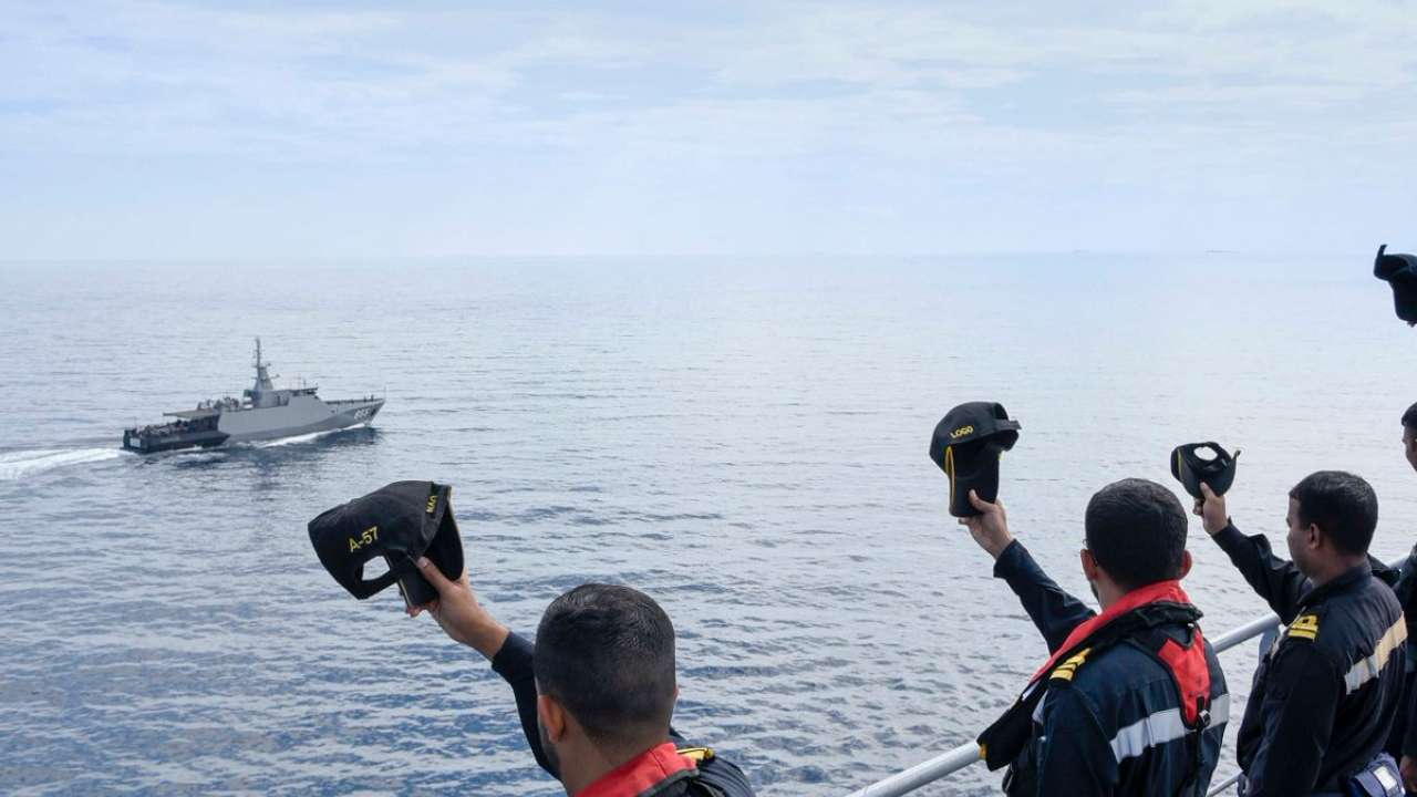 Indian And Indonesian Navies Conduct PASSEX Exercise_30.1