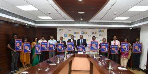 LIC Launches Mobile App 'PRAGATI' for Development Officers_40.1