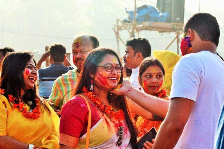 West Bengal celebrated 'Dol Utsav' or 'Dol Jatra'_30.1