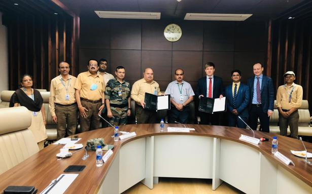 Bharat Electronics signed an MoU with Belarusian Company for supply of Airborne Defence Suite_30.1