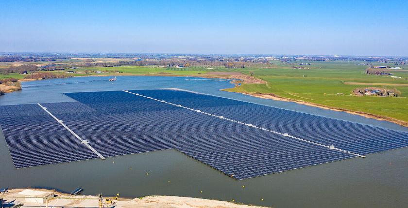 NTPC Commissions India s Largest Floating Solar Power Project In Telangana ntpc-commissions-india-s-largest-floating-solar-power-project-in-telangana