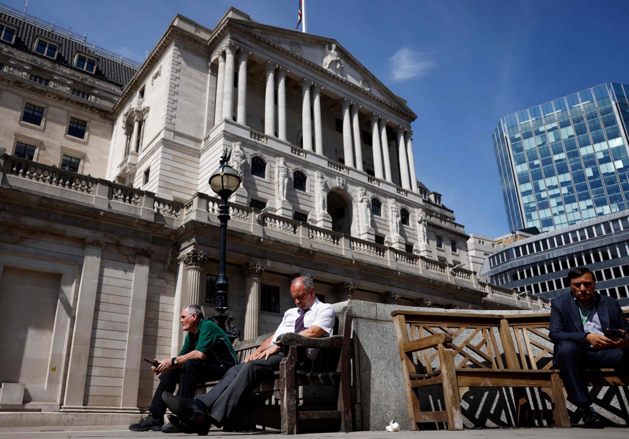 U.K's Growth -11% In 2020 Worst In 300 Years_30.1