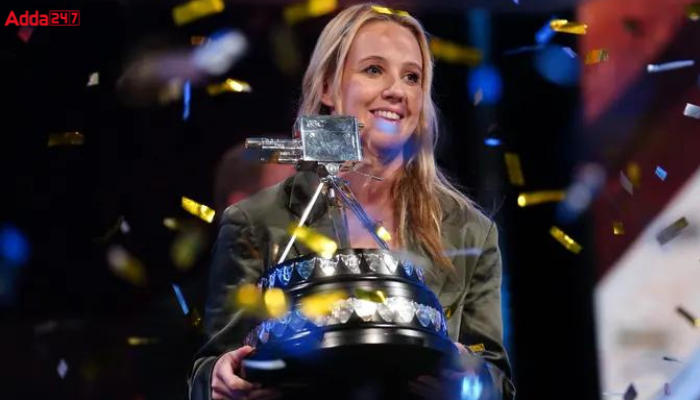 Beth Mead Awarded BBC Sports Personality of the Year 2022 Award_30.1
