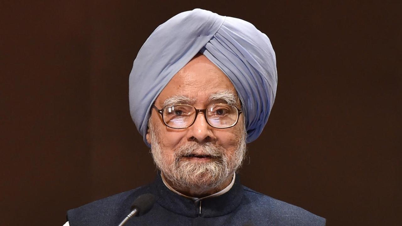Former PM Manmohan Singh conferred Lifetime Achievement Honour by UK_30.1