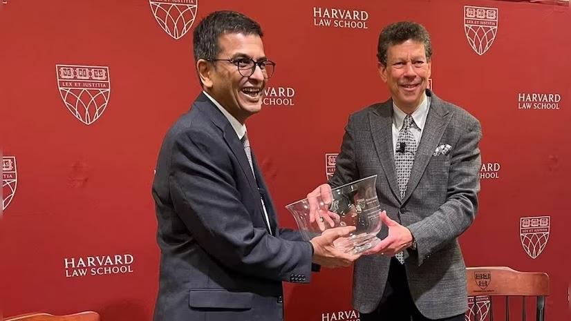 CJI Chandrachud Honored With "Award For Global Leadership" By Harvard Law School_30.1
