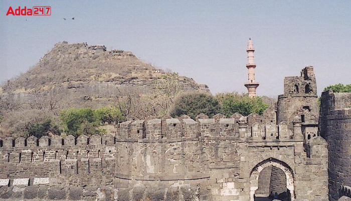 महाराष्ट्र सरकार ने 'दौलताबाद किले' का नाम बदलकर 'देवगिरि किला' करने का किया घोषणा |_20.1