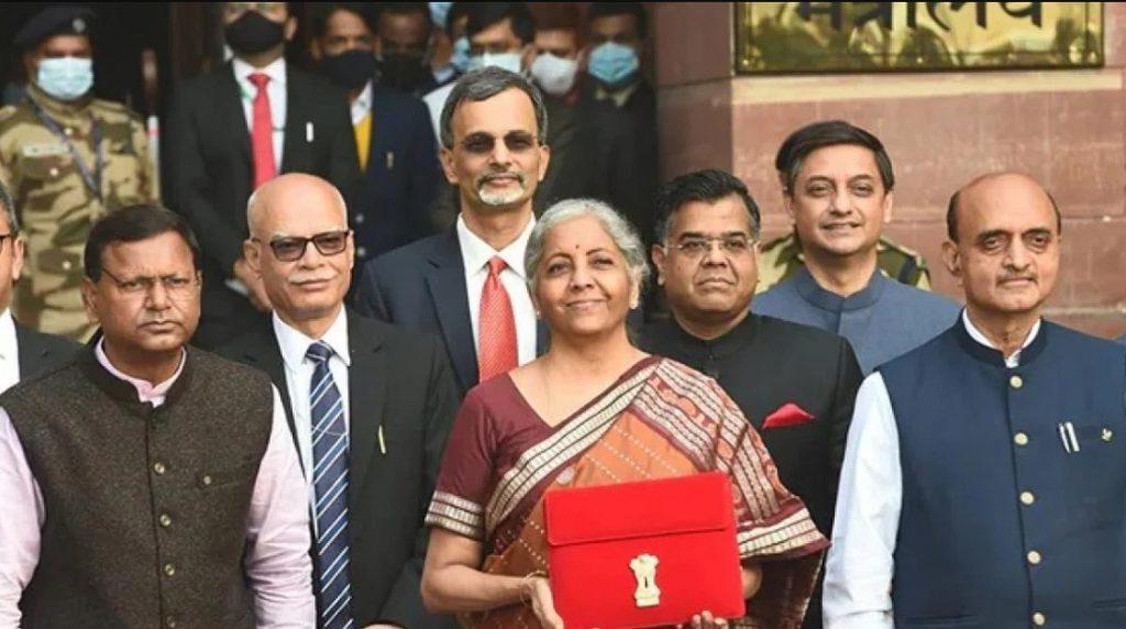 भारत सरकार ने जम्मू-कश्मीर के लिए 1,18,500 करोड़ रुपये का बजट पेश किया |_20.1