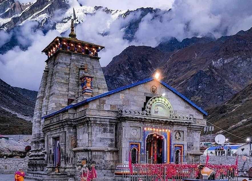 केदारनाथ मंदिर: हिमालय के बीच एक आध्यात्मिक यात्रा |_20.1