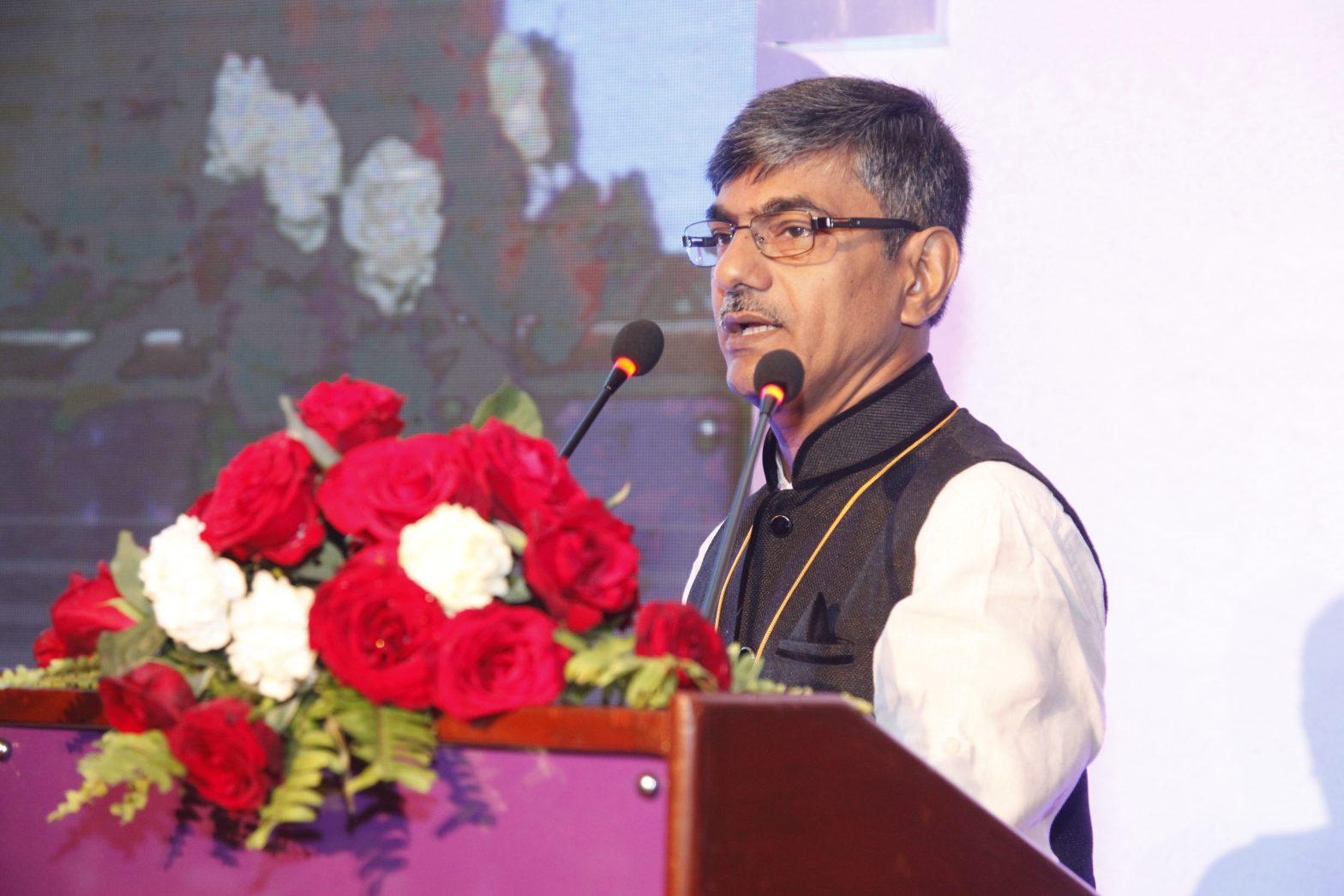 सत्यजीत मजूमदार को डॉ वी जी पटेल मेमोरियल अवार्ड 2023 से सम्मानित किया गया |_20.1
