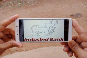 इंडसइंड बैंक: पहले लाइव वित्तीय सूचना प्रदाता के रूप में अग्रणी