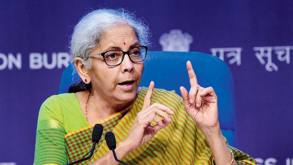 অর্থমন্ত্রক 'উভারতে সীতারে ফান্ড' চালু করেছে | Finance Ministry launched 'Ubharte Sitaare Fund'_30.1