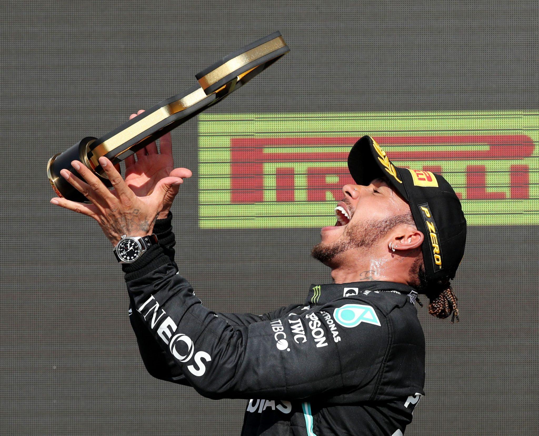 Lewis Hamilton wins British Grand Prix 2021 | లూయిస్ హామిల్టన్ బ్రిటిష్ గ్రాండ్ ప్రిక్స్ 2021 ను గెలుచుకున్నాడు_30.1