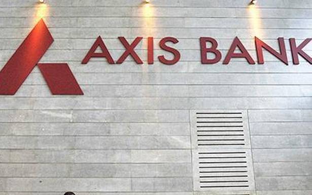 RBI imposes Rs 5-crore monetary penalty on Axis Bank | ఆర్ బీఐ యాక్సిస్ బ్యాంక్ పై రూ.5 కోట్ల ద్రవ్య జరిమానా విధించింది._30.1
