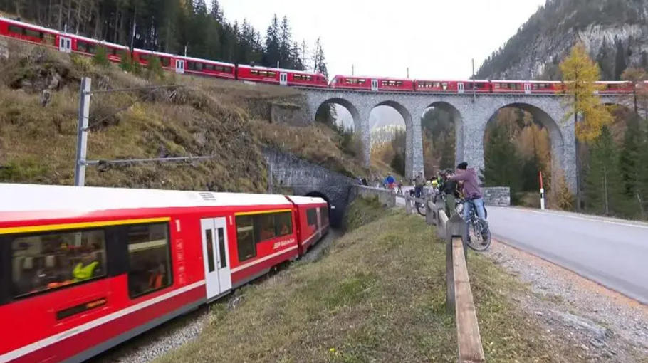 Switzerland created record for operating the longest passenger train