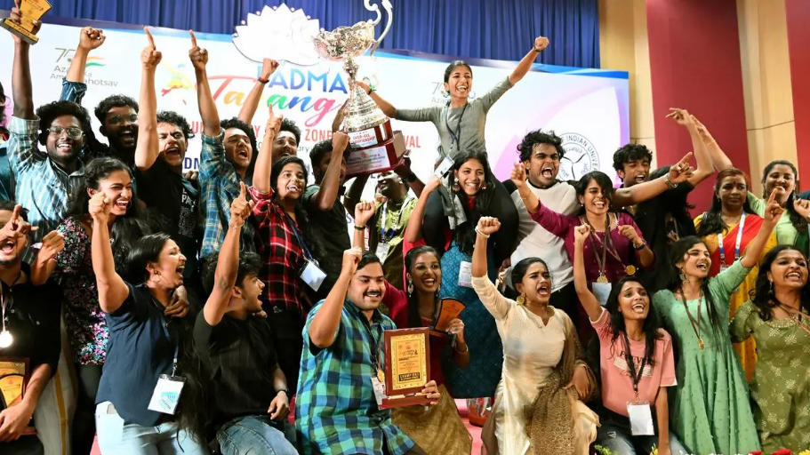 Kerala University won ‘Overall Championship’ at youth festival