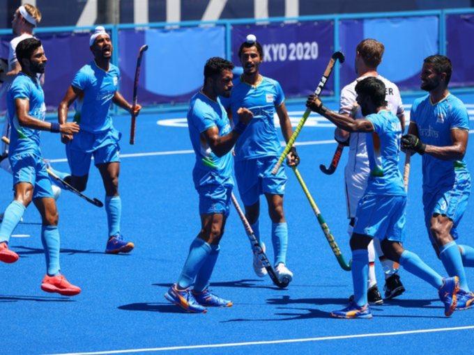 India wins bronze in men’s hockey, beat Germany | भारताने जर्मनीला हरवत पुरुष हॉकीमध्ये कांस्य जिंकले