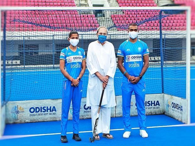 Odisha to sponsor Indian Hockey teams for 10 more years | ओडिशा आणखी 10 वर्षे भारतीय हॉकी संघांचा प्रायोजक