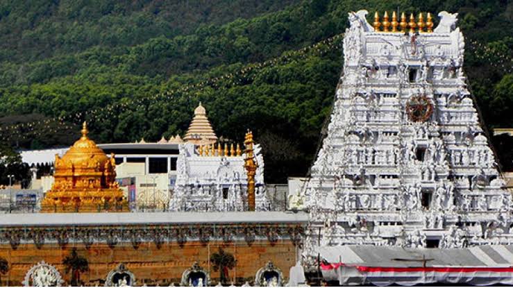 Top 10 Famous Temples in India- World Largest Hindu Temple -_5.1