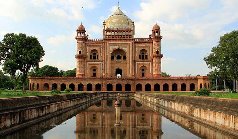 Safdarjung Tomb, Check Out Architecture, History and Facts_3.1