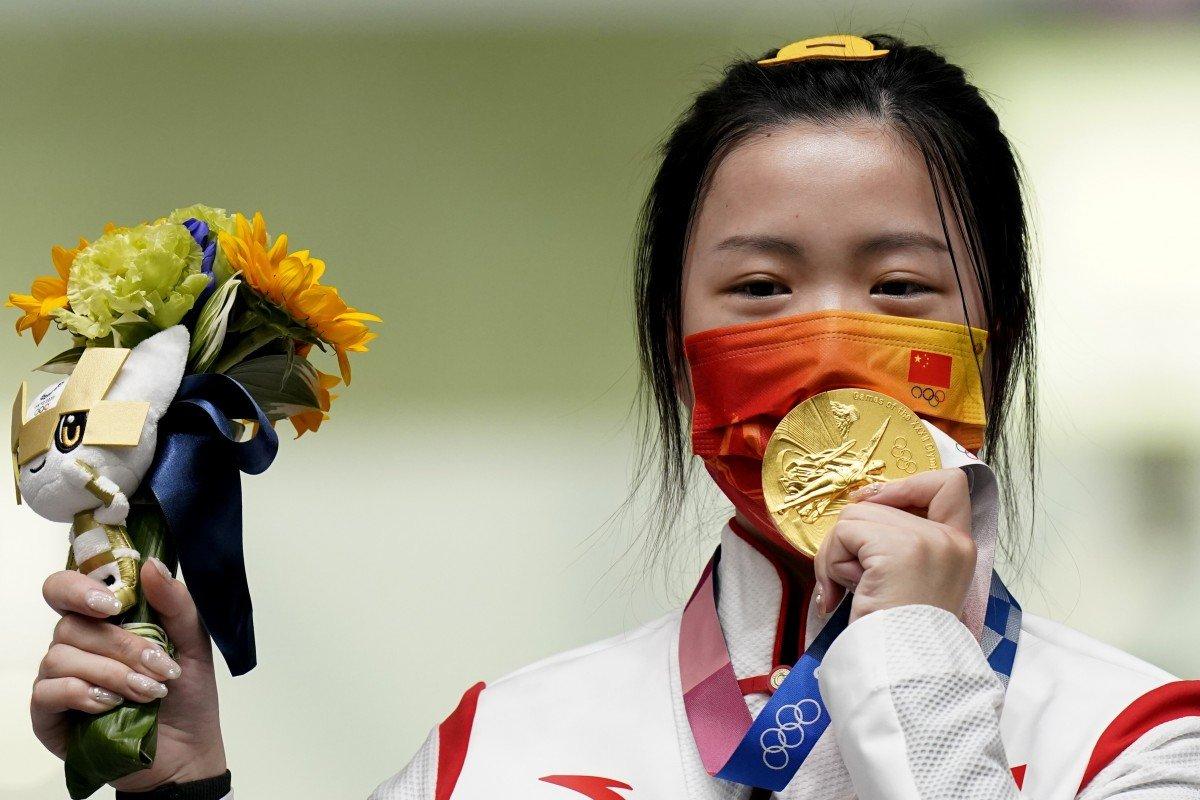China's Yang Qian Wins First Gold Medal of Tokyo Olympics |  చైనాకు చెందిన యాంగ్ క్వియాన్ టోక్యో ఒలింపిక్స్ లో తొలి బంగారు పతకాన్ని గెలుచుకుంది_20.1