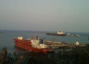 A_view_of_Vizag_Harbour_Andhra_Pradesh