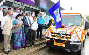 Sh-NL-Sharma-CMD-launching-Mobile-Health-Van-at-CHQ-Shimla