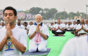 PM Modi Leads Historic Yoga Session at UNHQ to Celebrate 9th International Day of Yoga