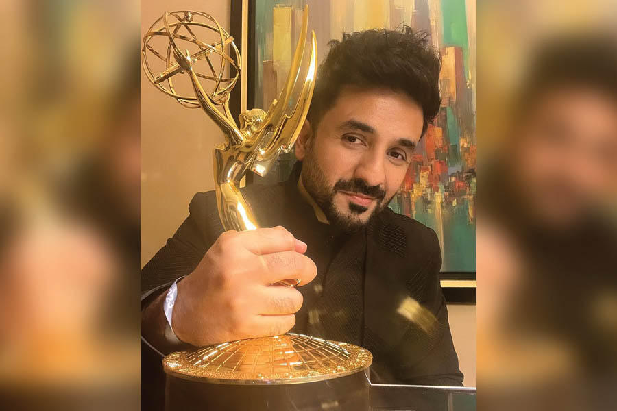 Emmy Awards | Indian contingent at Int'l Emmy Awards 2023: Vir Das wins Best Comedy, Shafali Shah and Jim Sarbh miss out - Telegraph India