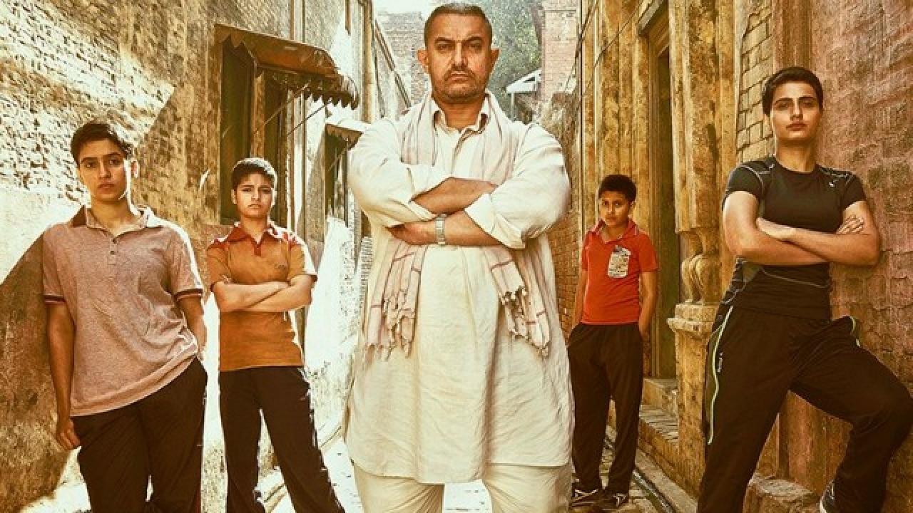 Dangal' Review: Aamir Khan makes you chuckle and tear up alternately throughout the film, a MUST watch!
