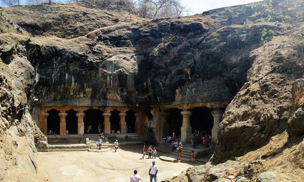 A Brief History of The Elephanta Caves in Mumbai, India