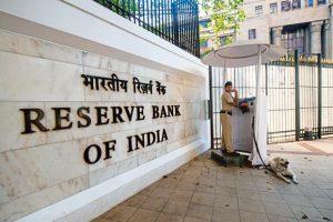 भारतीय रिज़र्व बैंक ने ईसीबी के लिए हेजिंग मानदंडों को मौजूदा 100% से 70% तक किया |_2.1