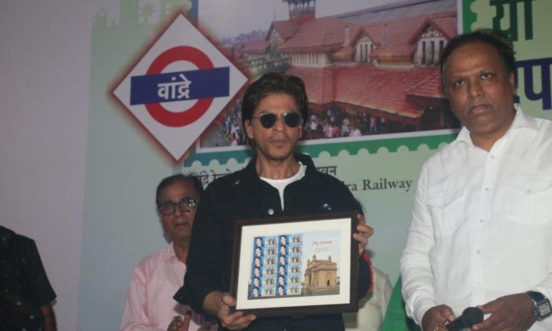 SRK launches heritage postal stamp of Bandra station_50.1