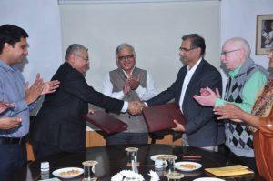 CSIR-IMTECH signs MOU with IIT Bombay for collaborative research_50.1