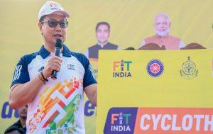 Union Sports Minister flag off 'Fit India Cyclothon' in Panaji_60.1