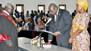 South Sudan rebel leader Riek Machar sworn in as vice president_50.1