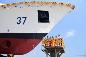 6th Coast Guard Offshore Patrol Vessel "VAJRA" launched_60.1