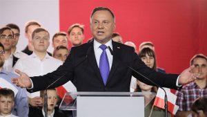 Andrzej Duda wins Poland's presidential election_4.1