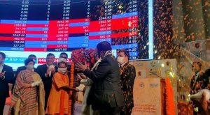 Yogi Adityanath rings bell at BSE for listing bond of LMC_4.1