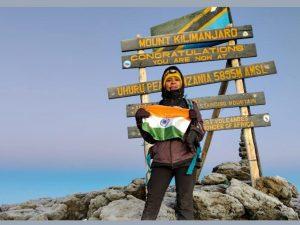 Geeta Samota becomes 'Fastest Indian' to Summit Two Peaks_4.1