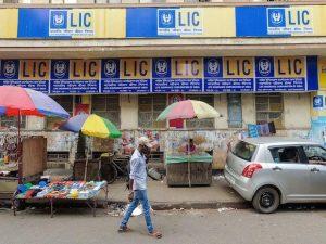 LIC gets RBI approval to increase stake up in IndusInd Bank_4.1