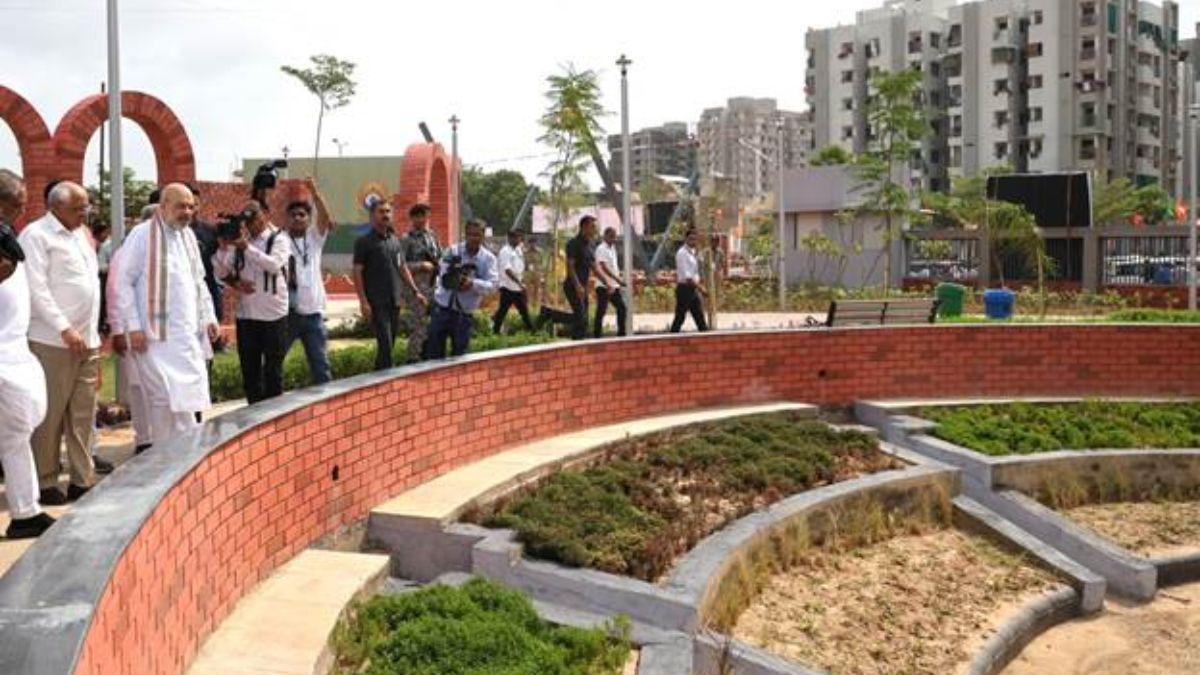 Amit Shah Inaugurates CREDAI Garden-People's Park in Ahmedabad