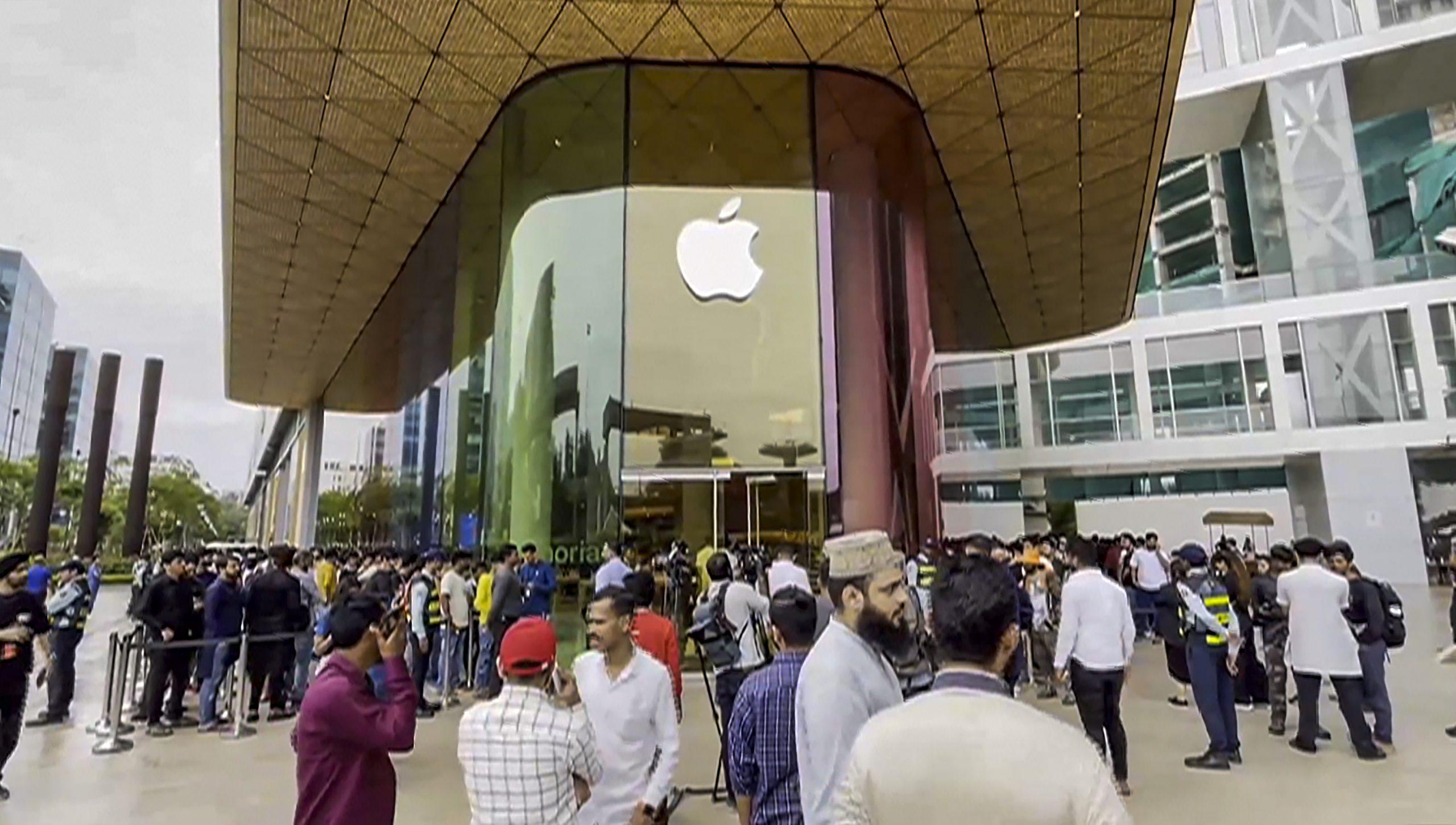 Apple Plans to Boost Production in India Fivefold to $40 Billion Over Next 4-5 Years