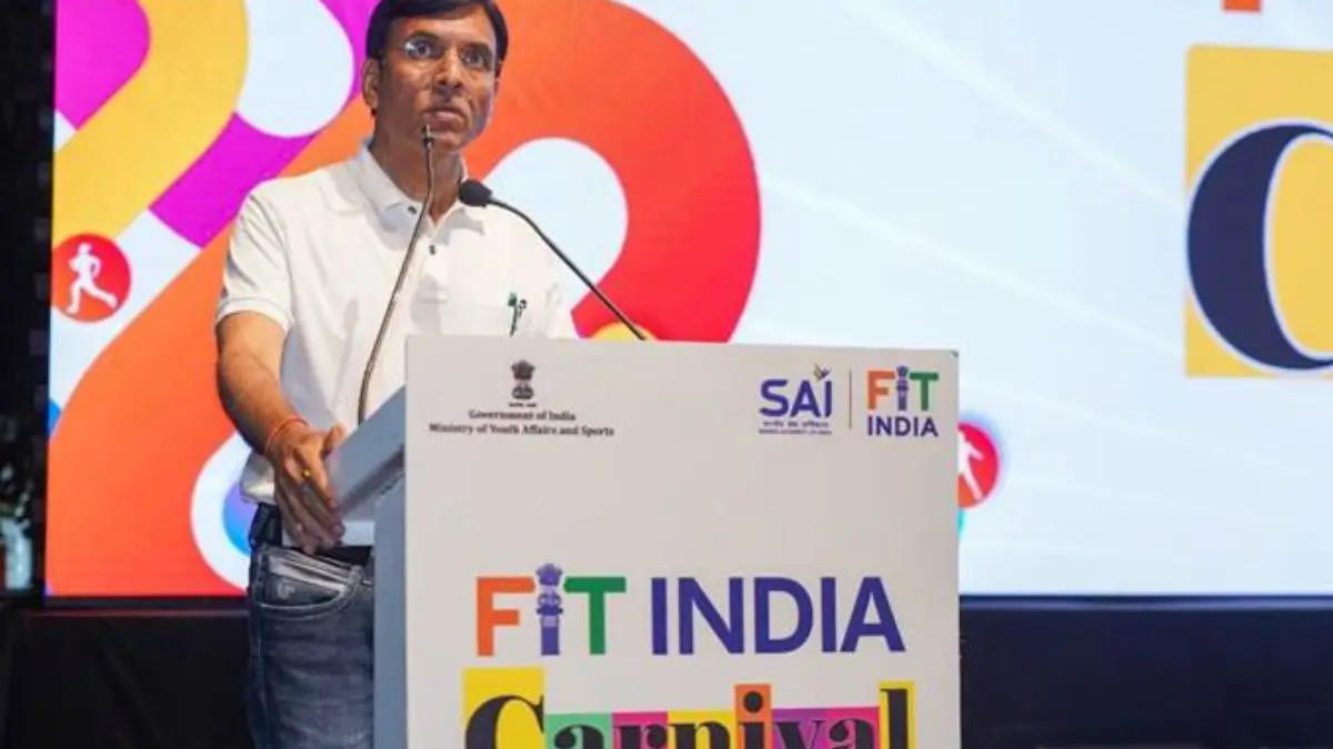 Dr. Mansukh Mandaviya Inaugurates First-Ever Fit India Carnival