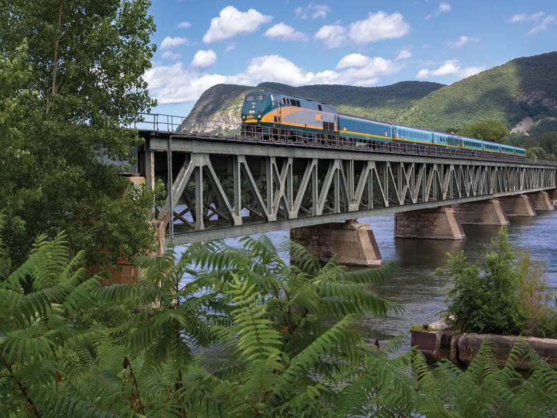 VIA Rail Canada - Montréal - Senneterre train – Railway line –  FamilyActivities.ca