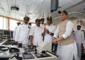 रक्षा मंत्री राजनाथ सिंह ने किया ICGS 'वराह' जलावतरण |_50.1